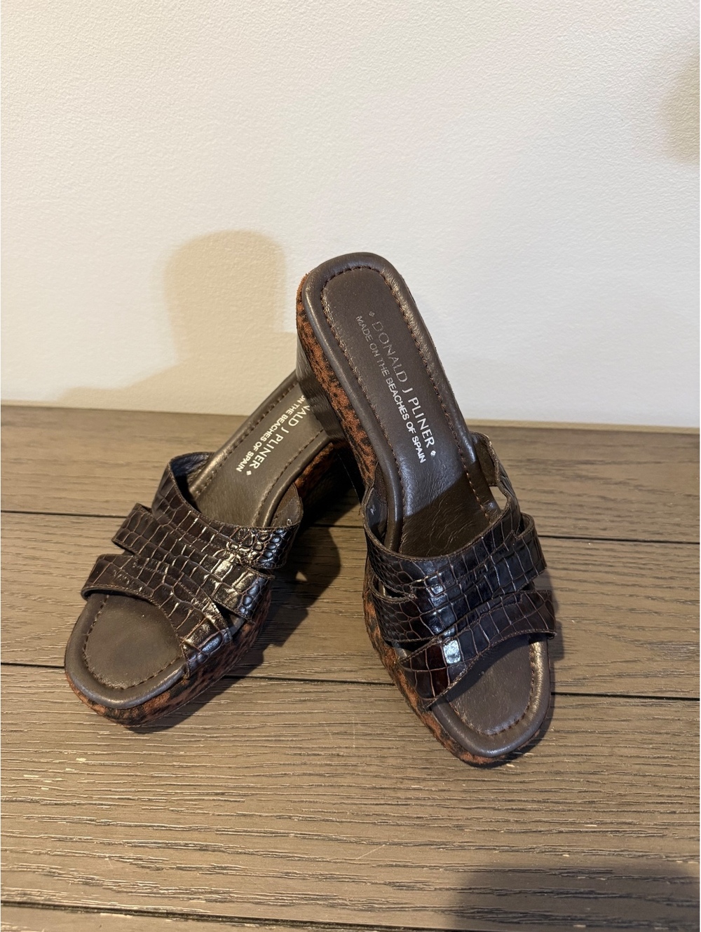 Donald J Pliner Brown Wedge Sandals Size 6